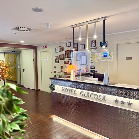 Hotel Giacosa Milan Exterior photo