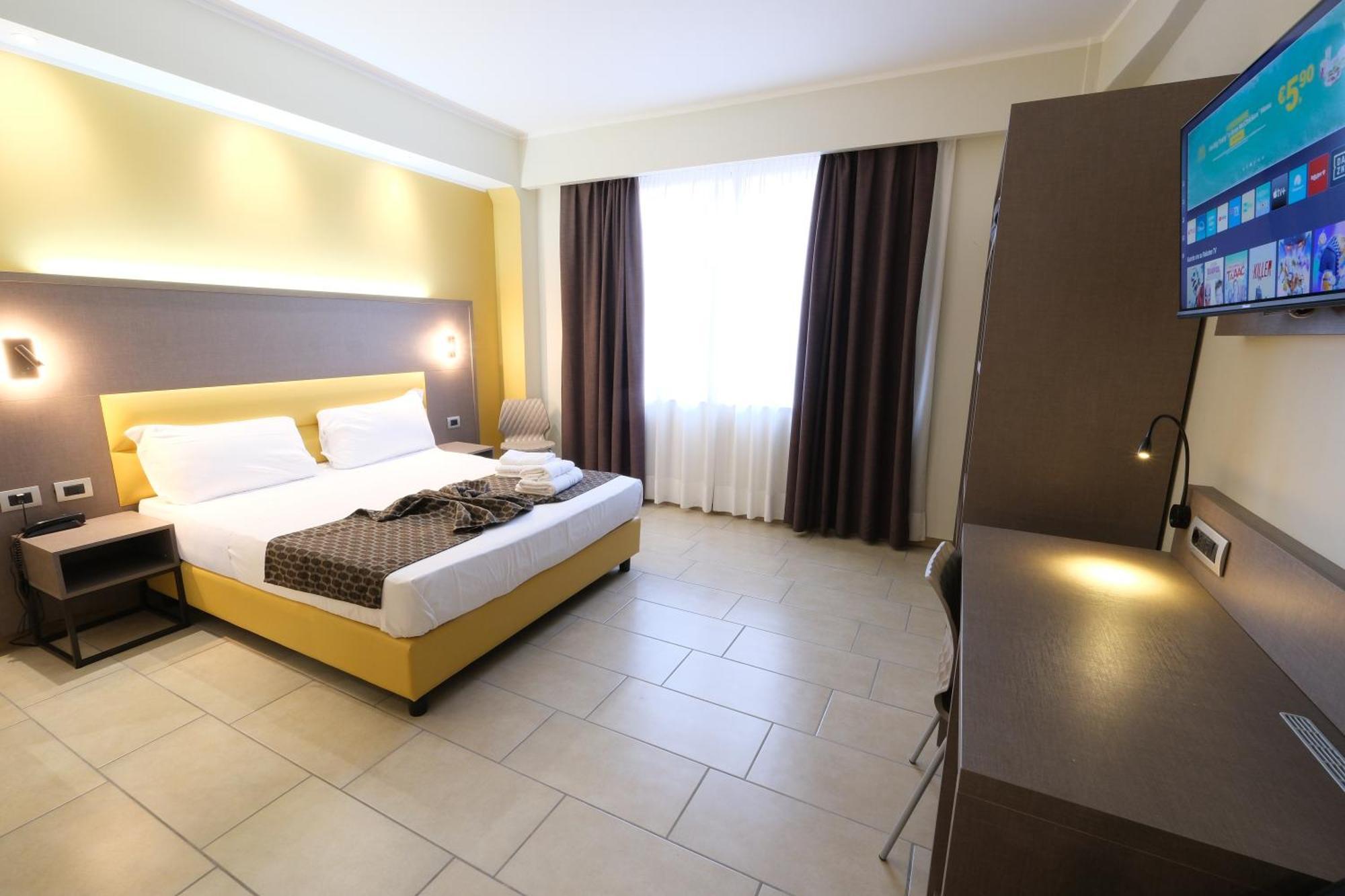 Hotel Giacosa Milan Exterior photo