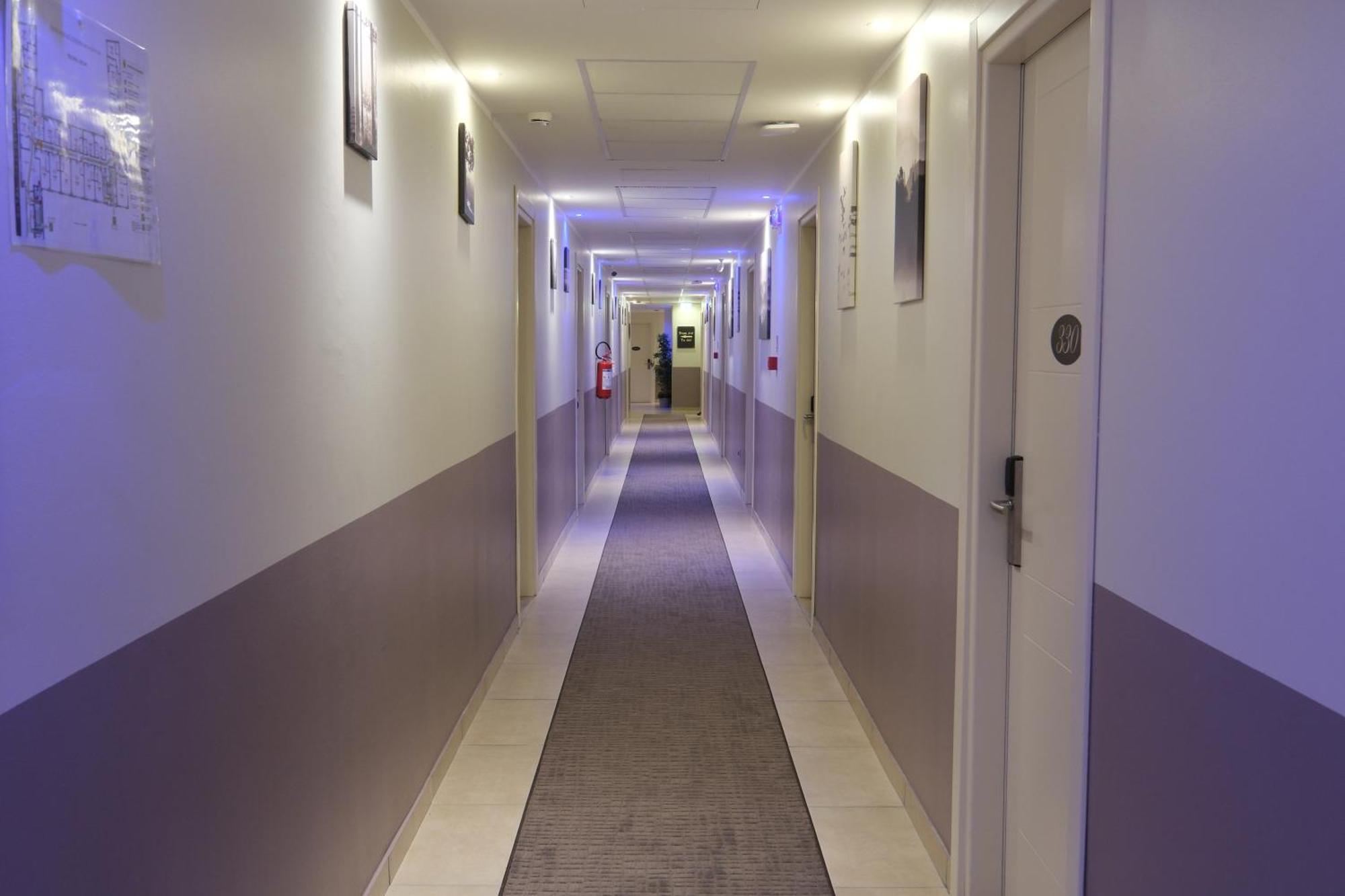 Hotel Giacosa Milan Exterior photo